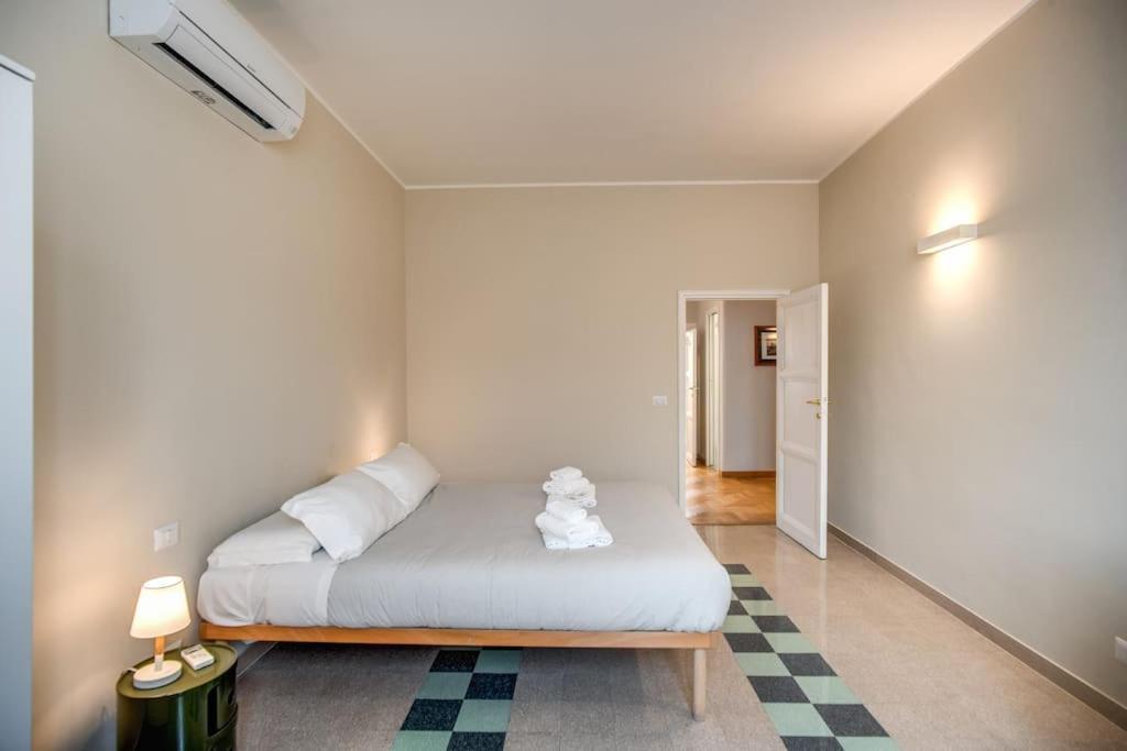 Apartment Borgo Vittorio 2 Bdr 2 Bath St Peter's Rome